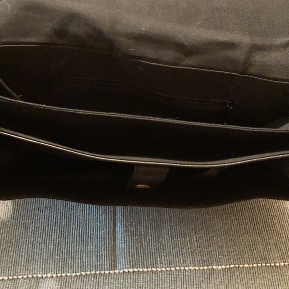 Unbranded grey wool purse. Simple design! - Picture 3 of 4